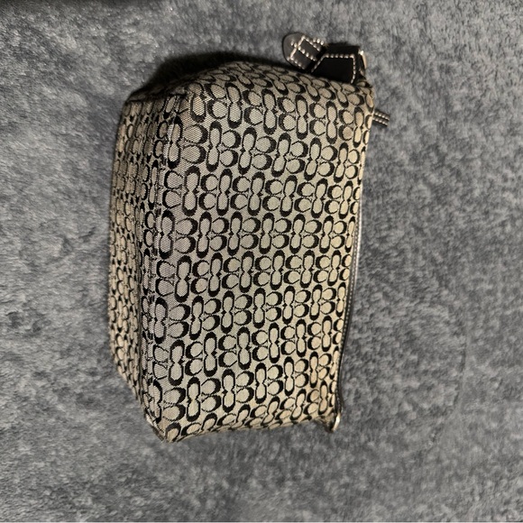 Coach Black and Gray Signature Shoulder Bag - Picture 14 of 14